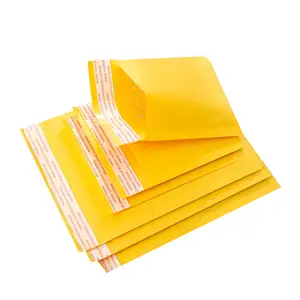 Passen Sie Bubble Mailer mit stark klebenden Kraft-Umschlag-Bubble-Mailing-Beuteln für kleine Verpackungen an
