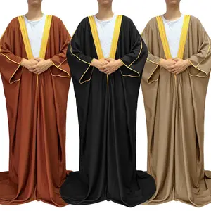 2023 Wholesale High Quality Islamic Muslim Dubai Men Bisht Abaya Eid Arab Thobe Saudi Men Robe