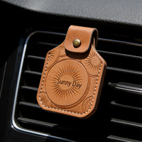 Purificateur d'air de voiture en métal organique de luxe avec diffuseur de parfum en cuir aromathérapie et logo personnalisé, désodorisant en métal