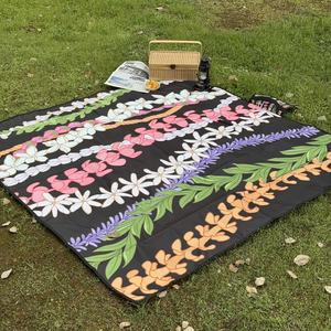 Qunature Tapis de pique-nique portable imperméable pour le printemps et l'été, idéal pour le camping et les excursions, couverture d'extérieur, vente en gros - Product Image 1