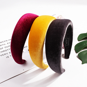 Diadema de terciopelo de color liso para mujer, venta al por mayor, banda ancha de tela gruesa de color liso para el cabello, accesorios de maquillaje para niñas, para invierno - Product Image 3