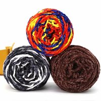 Fil de velours brillant grossier en polyester 100% fil de crochet recyclé pour le tissage utilisé pour les couvertures de chaussures à crochet Plus