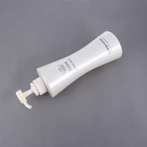 Flat 500Ml Pet <b>Plastic</b> Bottle With Lotion Pump For Personal Care <b>Packaging</b> - Product Image 2