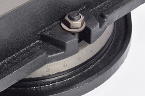 Фрезерный обрабатывающий центр с ЧПУ, угловые стационарные зажимные приспособления, стол для ЧПУ, зажимные приспособления Tiger - Product Image 3