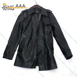 Veste en cuir d'<span class=keywords><strong>occasion</strong></span> pour homme, <span class=keywords><strong>grande</strong></span> <span class=keywords><strong>taille</strong></span>, style mode, <span class=keywords><strong>vêtements</strong></span> de seconde main pour l'hiver, prix de gros, commande minimum 45kg - Product Image 4