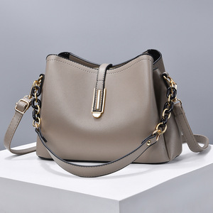 Sac à <span class=keywords><strong>Main</strong></span> Nouvelle Collection Designer Tendance Vente en Gros <span class=keywords><strong>Sacs</strong></span> à <span class=keywords><strong>Main</strong></span> pour Femmes Haute Qualité Vente Chaude <span class=keywords><strong>Sacs</strong></span> à <span class=keywords><strong>Main</strong></span> en Cuir pour Dames - Product Image 3