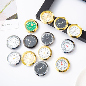 Quarzuhr einsatz in beliebter 37mm 1-7/16 "Größe hat ein leicht zu lesendes arabisches Zifferblatt und Glas kristall - Product Image 4