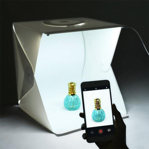 Accessoires de <span class=keywords><strong>studio</strong></span> photo de haute qualité Portable Mini <span class=keywords><strong>pliant</strong></span> la boîte à lumière avec <span class=keywords><strong>fond</strong></span> blanc de lumière LED - Product Image 2
