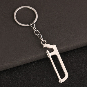 Mini herramienta de utilidades de Metal 3D creativa, llaveros, martillo de simulación, alicates, pala, destornillador, herramientas de combinación, llavero - Product Image 6