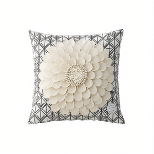 Funda de cojín cuadrada de 45 cm, color crema, con diseño geométrico de flores y hojas, 100% algodón, 3D, para decoración del hogar. - Product Image 1
