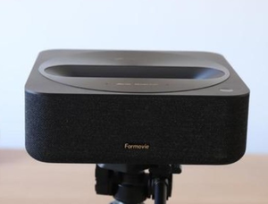 <span class=keywords><strong>R1</strong></span> Nano Proyector láser ultracorto TV 1080P Full HD <span class=keywords><strong>R1</strong></span> Nano 1200ANSI Lumens Home Theatre Beamer L055FCN - Product Image 4