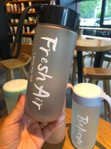 Gobelets en plastique portables de 600 ml pour étudiants, parfaits pour les sorties. - Product Image 5