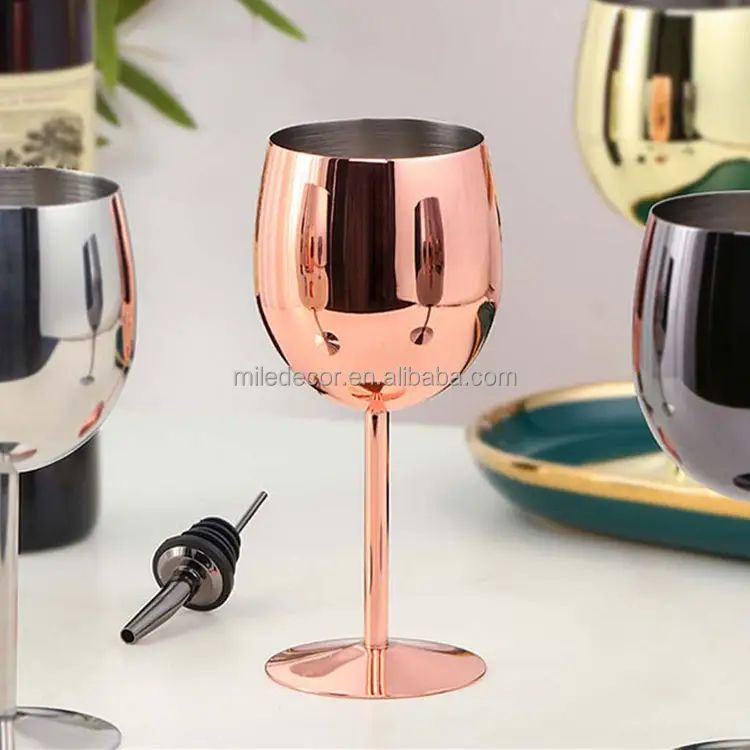 Schlussverkauf Metall Weinglas Weinglas unzerbrechliche Weingläser Cocktail-Glas mit der guten Qualität