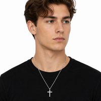 Collier tendance simple avec pendentif croix personnalisé en zircon cubique, plaqué or 18 carats, en acier inoxydable, étanche et inaltérable, bijou de mode