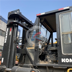 Montacargas Komatsu FD150 Usado a Gran Escala, 15 Toneladas, Fabricado en Japón, Estructura de Puente de Tres Secciones, 4 Metros de Altura, Importación de Alta Calidad - Product Image 4