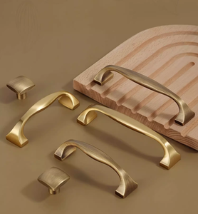 热卖黄金仿古美式实心黄铜橱柜门把手壁橱把手抽屉旋钮 - Product Image 1