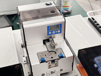 Robot automatique pour appareils ménagers, machine à vis à quatre axes avec fonction de verrouillage, moteur 220V pour le serrage des fixations et le soufflage
