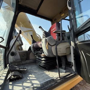 Excavadora Usada Modelo 315D de 15 Toneladas y 91kW del Año 2023 con Cucharón de 0.61m para Proyectos de Suministro de Agua en Carreteras Rurales y Pequeñas Aldeas - Product Image 2