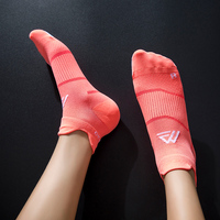 A152-1 Vente en gros de chaussettes de sport pour hommes de haute qualité, nouveau design, chaussettes de course à compression à séchage rapide