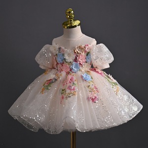 Abito <span class=keywords><strong>da</strong></span> <span class=keywords><strong>Bambina</strong></span> con Spalle Scoperte Stile Fatato con Paillettes Floreali 3D per Feste di Compleanno, Matrimoni e Occasioni Formali - Product Image 6