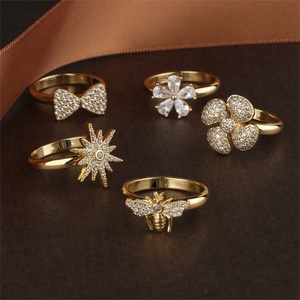 Anillos de Moda al por Mayor para Mujer, Latón, Cobre, Chapado en Oro de 18K, Circonita Cúbica Creada en Laboratorio, Gema de Estrella, Joyería Moderna para Uso Diario - Product Image 2