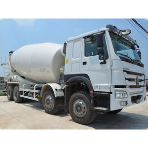Camion malaxeur fou du Japon d'occasion Isuz Nissa hino 700 Modèle 10cbm Camions malaxeur à béton - Product Image 6