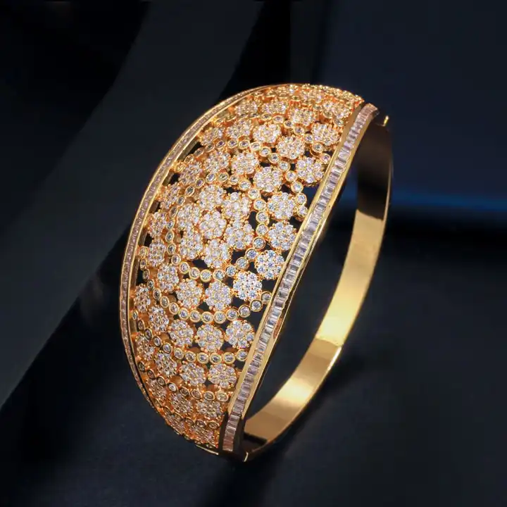 Sonia Gold Hand Chain Bridal Hand Jewelry Gold Hand Bracelet Boho Slave  Bracelet Bohemian Ring Bracelet Rhinestone Bracelet Gold Jewelry - Etsy