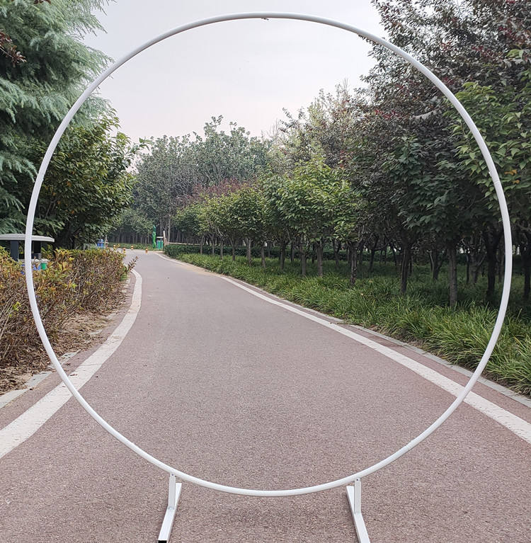 2 meter diameter white bracket