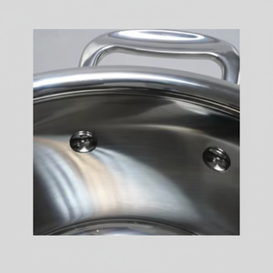 Casserole compacte en acier inoxydable de la série Premium avec un design peu encombrant pour les petites cuisines - Product Image 1