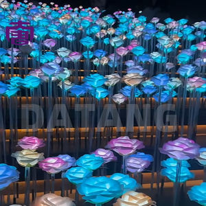 Lámpara LED con forma de rosa, impermeable IP65, para decoración de jardín/césped en exteriores para Halloween y Navidad. - Product Image 1