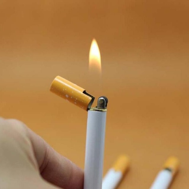 Promotional Portable Metal Grinding Wheel Gas Lighter Cigarette Flint Unique Design Cigarette Shaped Lighter Custom Logo