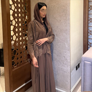 Nouvelle Collection 2026 : Abaya Ouverte Élégante pour Femme Musulmane, Cardigan Long Style Moyen-Orient, Robe Plissée Tendance Arabe avec Dentelle Florale - Product Image 5