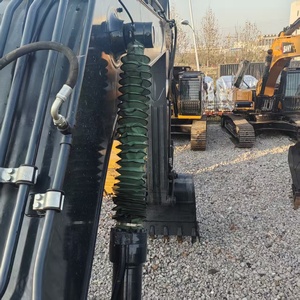 รถขุดไฮดรอลิกแบบตีนตะขาบ Hyundai R305LC-9S มือสอง น้ำหนัก 30 ตัน ของแท้จากเกาหลี มอเตอร์ 196 กิโลวัตต์ สภาพดีเยี่ยม ใช้งานได้ดี ใช้งานน้อย - Product Image 2