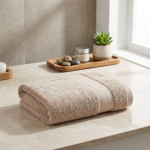 Serviette de bain en coton beige doux, motif à carreaux, tissée, rectangulaire, écologique, biologique, séchage rapide, usage hôtelier, taille adulte - Product Image 1