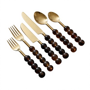 Meilleures ventes : Ensemble de couverts en or PVD avec manche en résine perlée ambre, couverts de luxe en or, cuillère, fourchette, couteau, vaisselle - Product Image 1