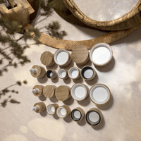 Bocaux en verre à fermeture lisse avec couvercles en bois naturel