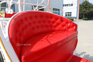 Carruaje de Caballos Personalizado y Elegante de 4 y 6 Plazas para Transporte Especial, Bodas, en Venta en Europa - Product Image 5