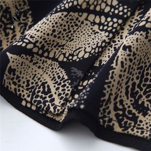Europe United States Female Wind Floral Print Loose Lapel Long Sleeve <strong>Blouse</strong> <strong>Black</strong> Buttons Stand Collar Front Logo for <strong>Women</strong> - Product Image 4