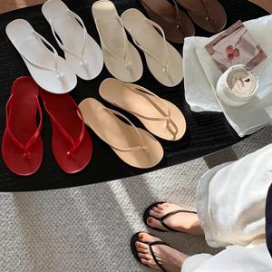 XIXITIAO Sandalias Planas de Cristal Minimalistas Estilo Coreano, Chanclas de <span class=keywords><strong>Playa</strong></span> Antideslizantes, Elegantes Chanclas de Dedo para Mujer - Product Image 1