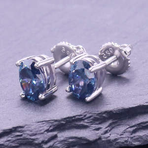 Boucles d'oreilles ovales en argent sterling et pierre dorée, 1 carat, 7x 5 mm, pyroxène bleu - Product Image 4