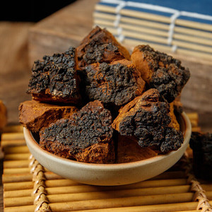 Hua <span class=keywords><strong>Shu</strong></span> <span class=keywords><strong>Rong</strong></span> : Épices Chaga en cubes très demandées, herbes chinoises de haute qualité, produits naturels pour la santé, idéales pour l'assaisonnement - Product Image 4