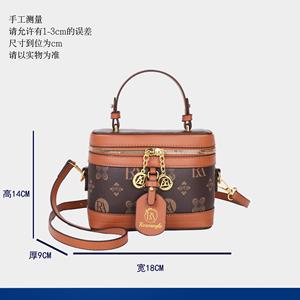 กระเป๋าสะพายไหล่ผู้หญิง ดีไซน์หรูหรา หนัง PU คุณภาพสูง ขนาดใหญ่ พร้อมสายโซ่ - Product Image 3