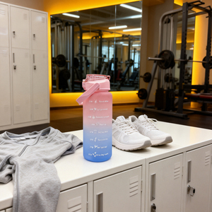 Bouteille d'eau de sport réutilisable en Tritan de qualité alimentaire, sans BPA, avec dégradé de couleurs givrées et large ouverture, pour la <span class=keywords><strong>motivation</strong></span> et la gym - Product Image 1