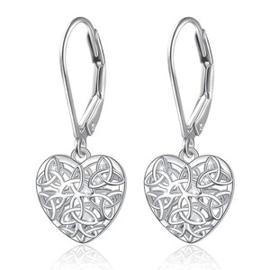Orecchini a cuore da donna, design romantico e delicato, perfetti per feste e occasioni speciali, ideali come regalo. - Product Image 1