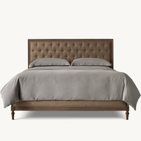 Lit élégant en chêne patiné de style provincial français avec tête de lit capitonnée en losanges et pieds en forme de boule pour chambre à coucher, personnalisable OEM
