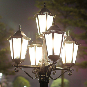 โคมไฟสนามทองเหลืองกลางแจ้ง LED แสงวอร์มไวท์ โคมแก้ว IP66 AC 220V 2700K รับประกัน 10 ปี พร้อมเซ็นเซอร์ตรวจจับความเคลื่อนไหว ใช้พลังงานแสงอาทิตย์ - Product Image 6