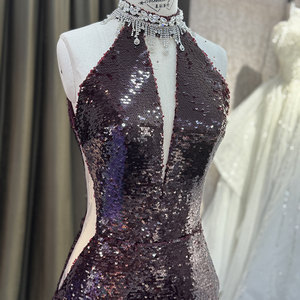 Abito da Sera a Sirena con Scollo a V e Spalle Scoperte, Motivo con Paillettes, Colore <span class=keywords><strong>Viola</strong></span>, Modello 1187 - Product Image 1