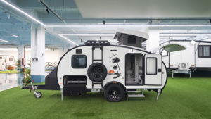Nuevo diseño personalizado todoterreno lágrima Mini <span class=keywords><strong>Camper</strong></span> remolque portátil para viajes al aire libre remolque deslizable de fibra de vidrio expandido - Product Image 4