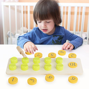 Calculatrice éducative <span class=keywords><strong>en</strong></span> bois UBM Nut-002 avec vis vertes et capuchons numériques dorés 1-10, tournevis inclus, jouet pour enfants de 3 à 6 ans - Product Image 2