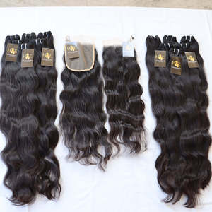 En gros 30 Pouces Vierge Remy Vison Indien Bouclés Vague Frontale Tissage Faisceaux Cuticule Aligné Brut Lâche Vague Profonde - Product Image 1